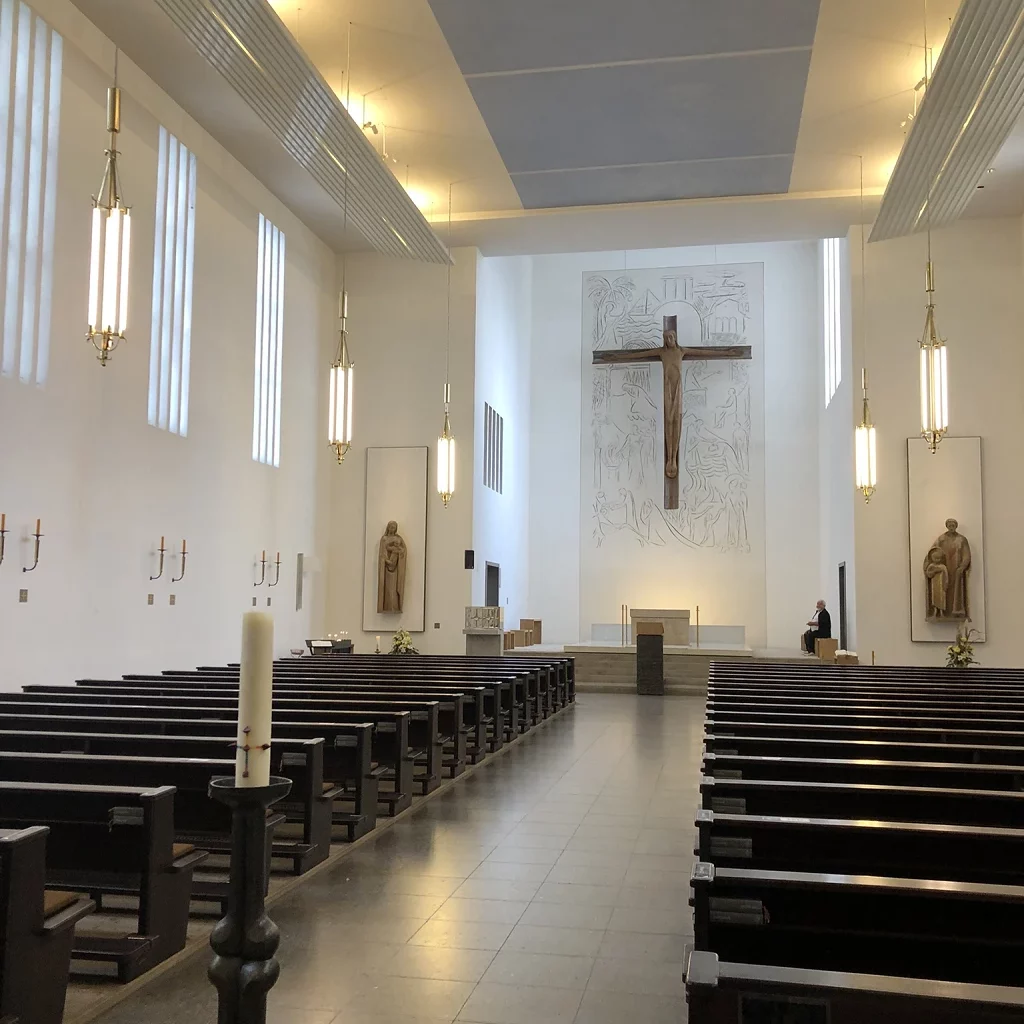 St. Augustinus Trudering München Beleuchtung