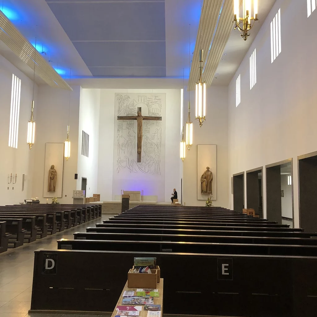 St. Augustinus Trudering München Beleuchtung